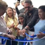 Prefeita Leninha Romão inaugura reforma da Escola no Distrito de Areias.